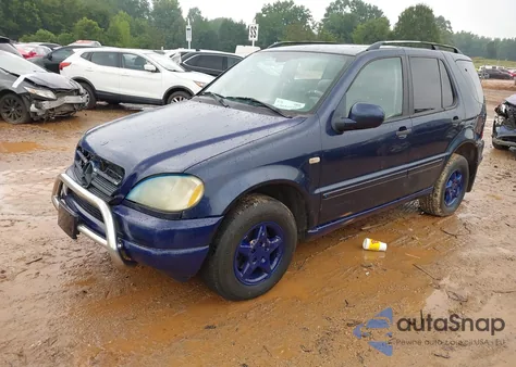 2001 Mercedes-Benz Ml 320 z USA, uszkodzony, nr VIN 4JGAB54E91A271308